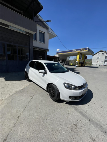 Golf VI