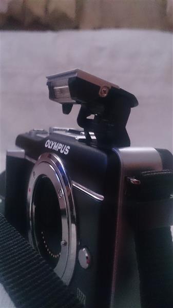 Olympus-PEN-E-PL1-----Only-Body-