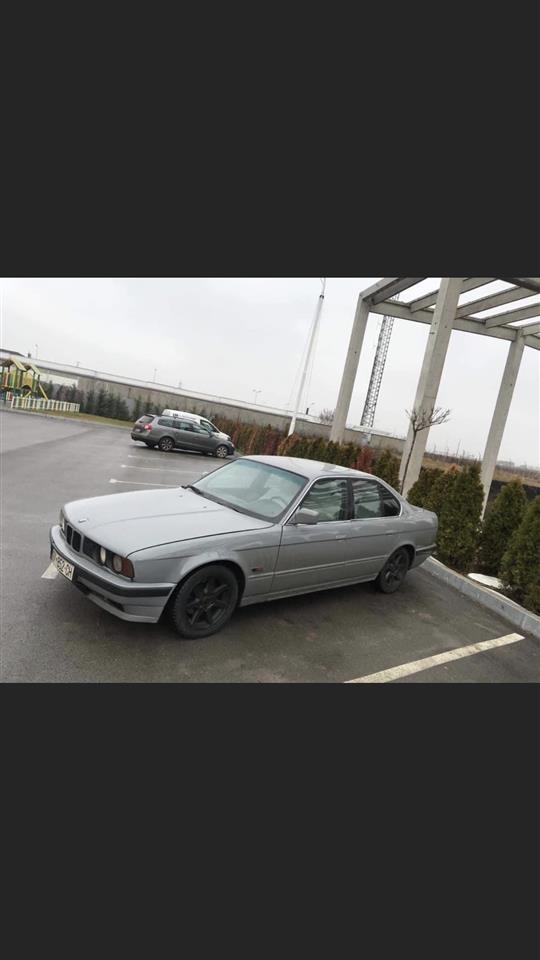 Bmw525