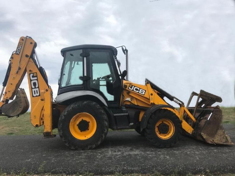 JCB-3-CX-2011