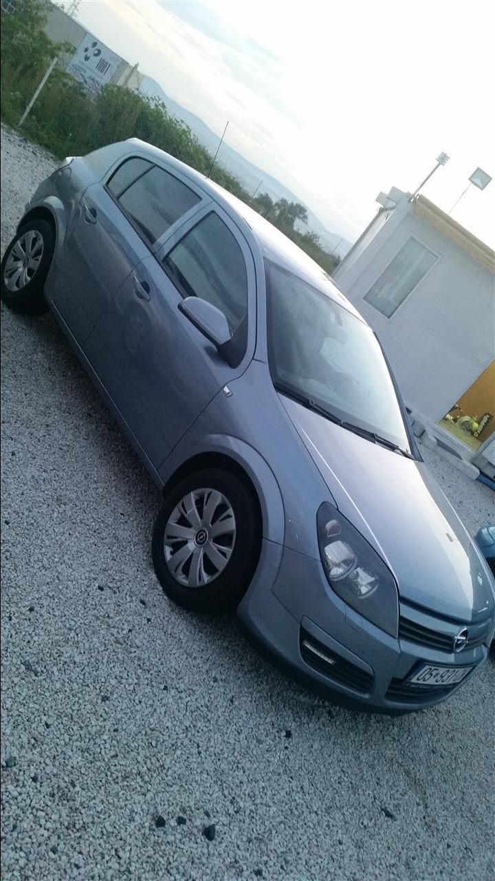 Shitet-Opel-Astra
