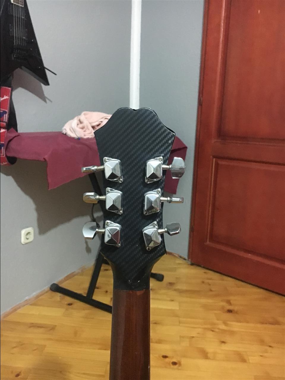 kitare--gitare-Gibson-Epiphone-akustike-