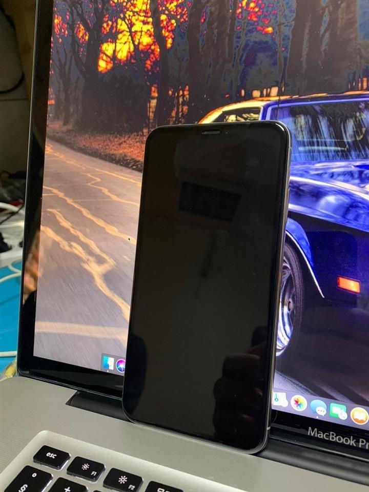 iPhone
