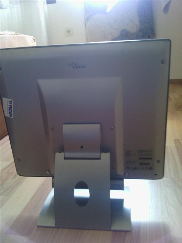 Monitor-per-PC