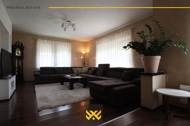 Shtëpi 280m² në #SHITJE në Veternik.