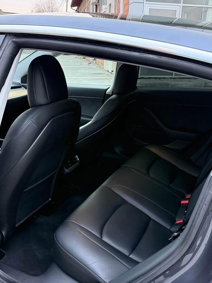 Telsa-Model-3-Long-Range-Performance