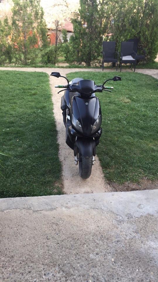 Skuter-yamaha