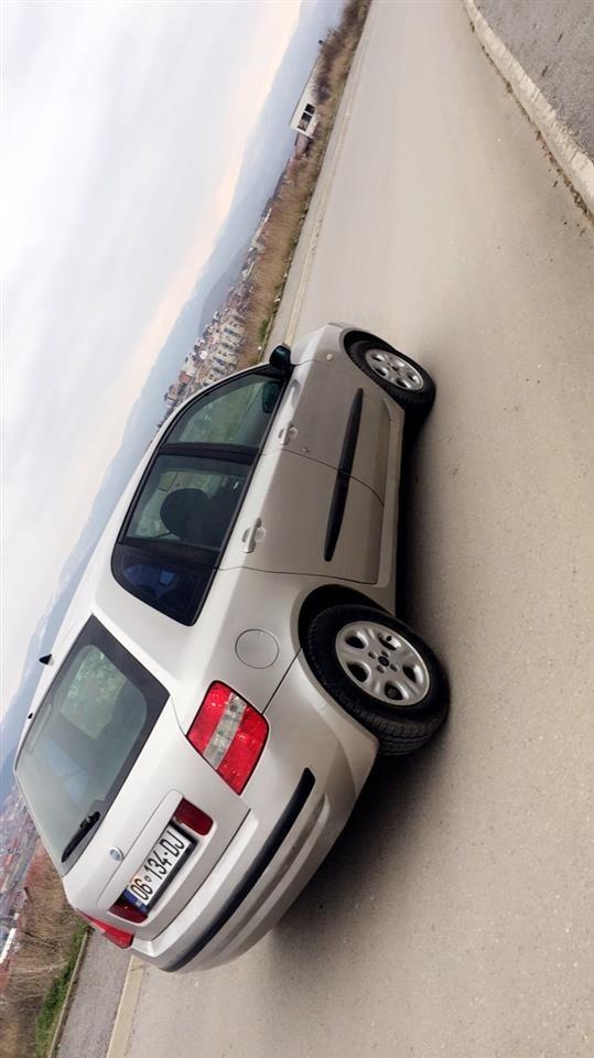Fiat-Stilo-1-9
