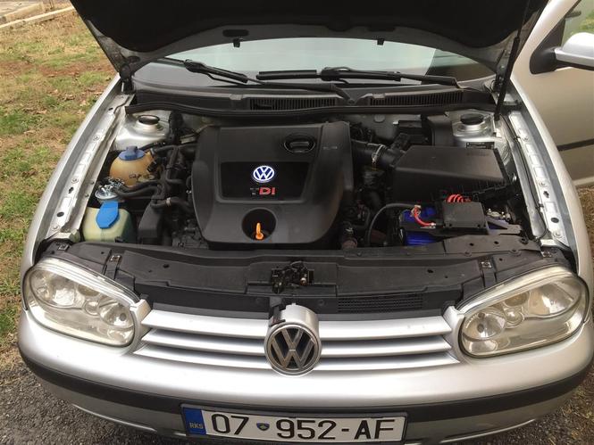 Golf 4