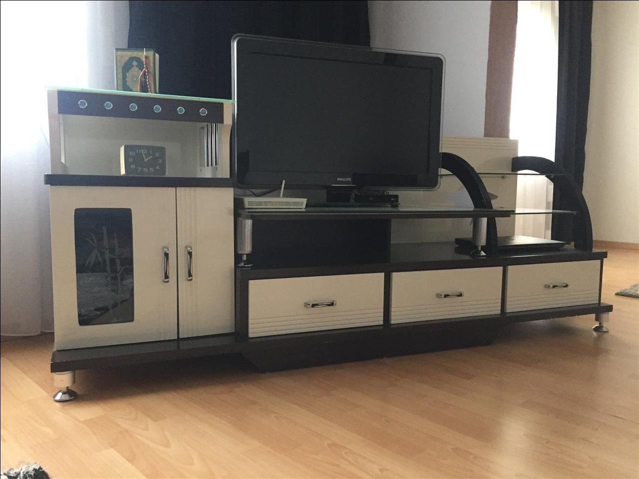 Komodine-per-TV