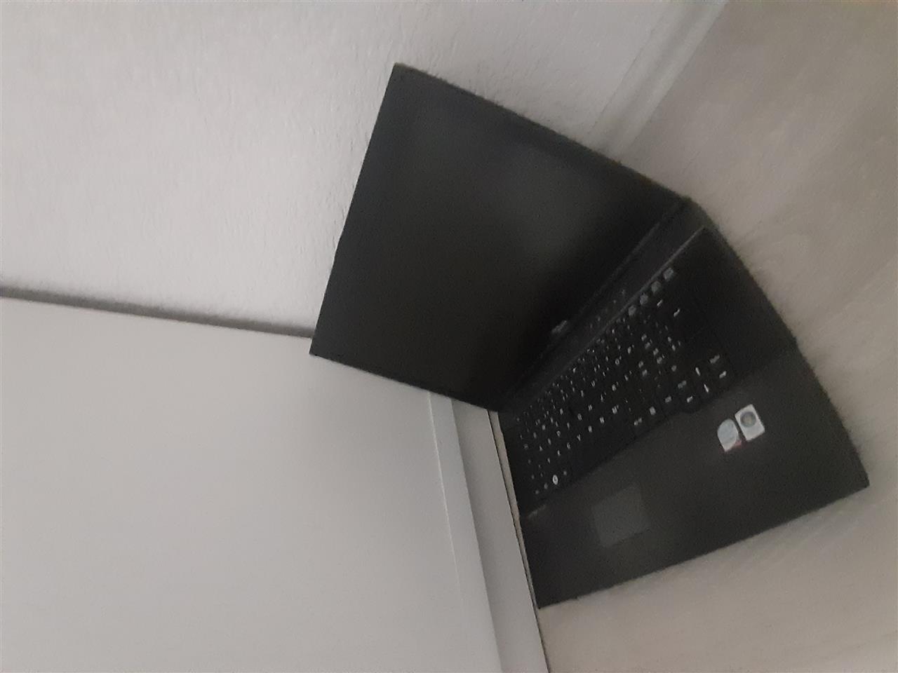 Llaptop