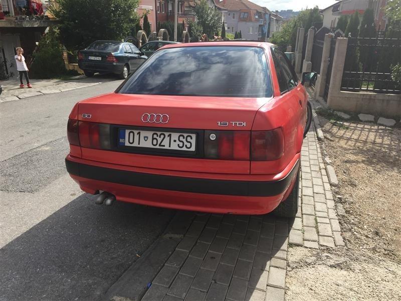 Audi-B4
