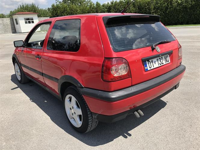 Golf 3 