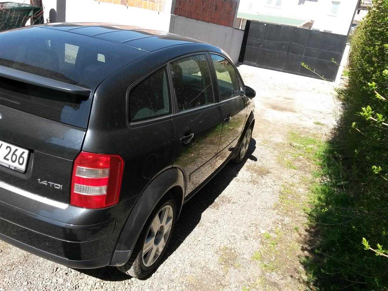 Audi-A2