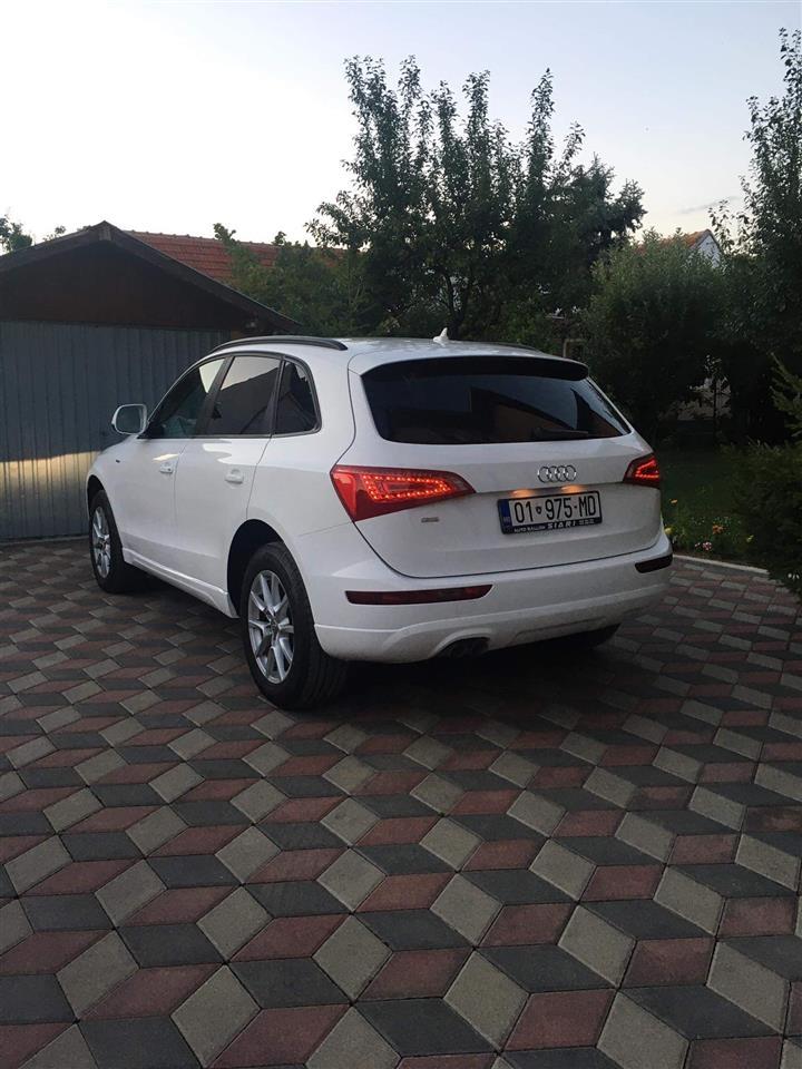 Audi-Q5-