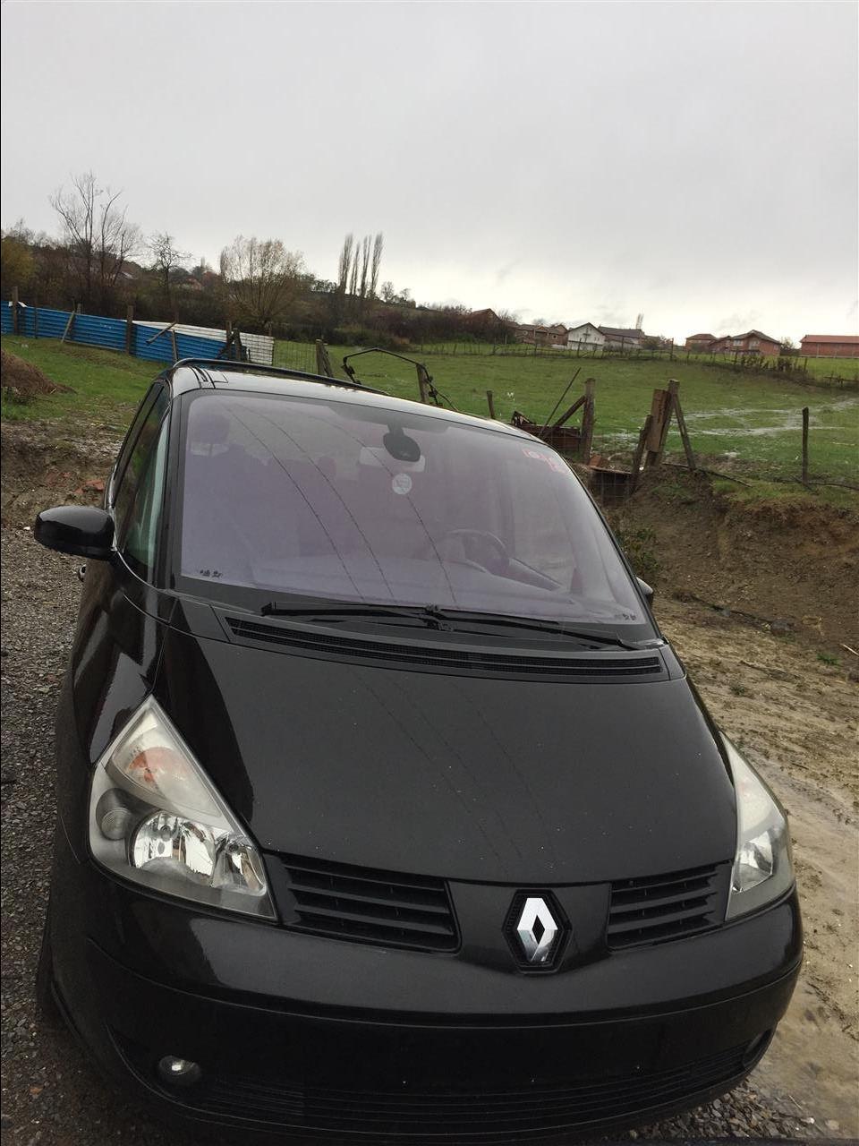 Renault-Espace-2-2-DCI