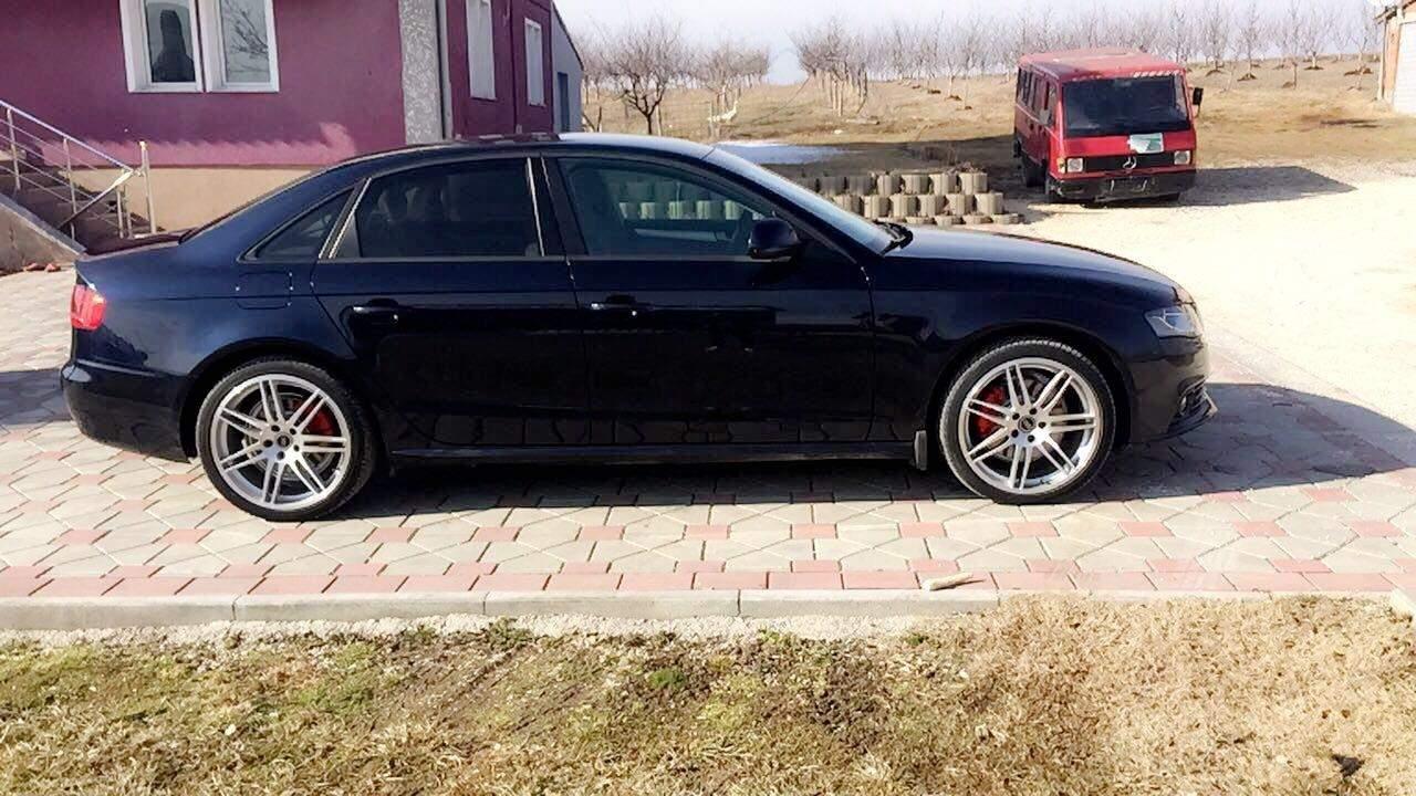 Audi-A4