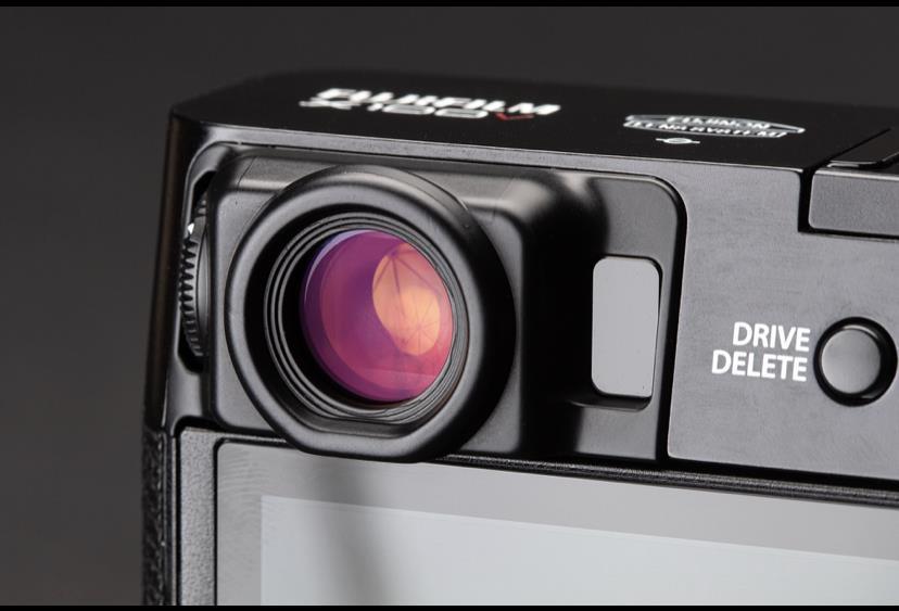 FujiFilm-X100v