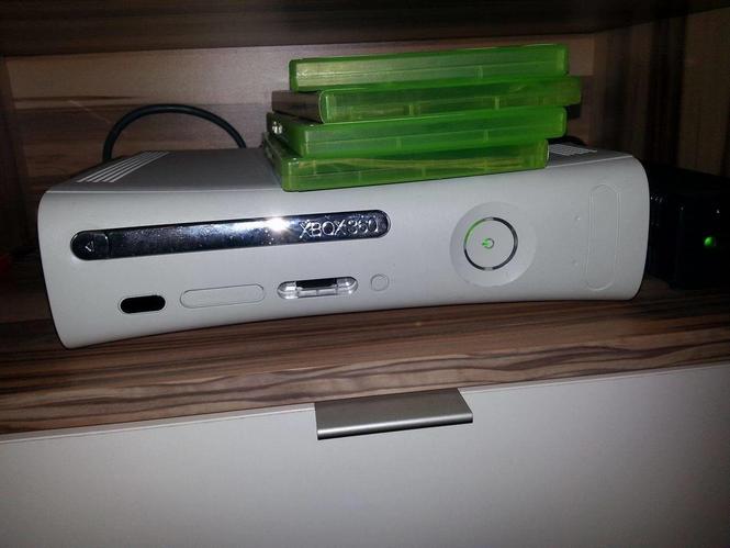 XBOX 360 