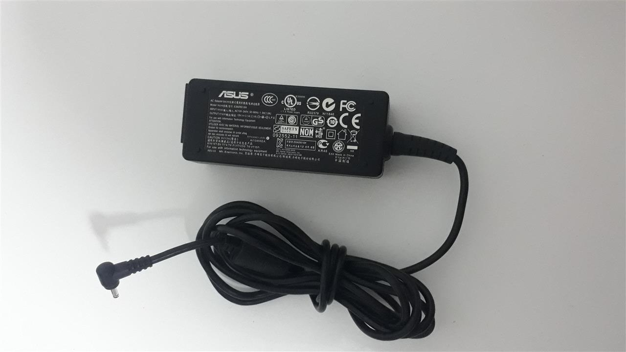 Adapter-per-laptop-Asus-