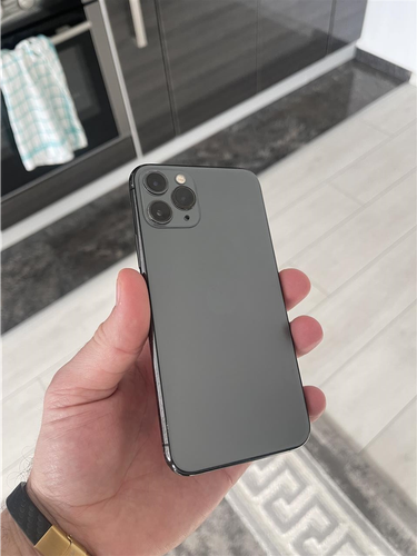 iphone 11 Pro CE 