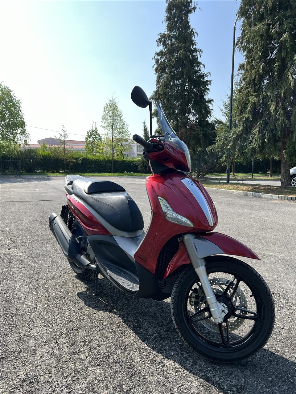 Beverly-350cc-