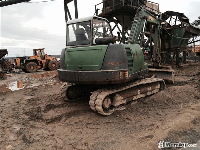 Neuson 8002