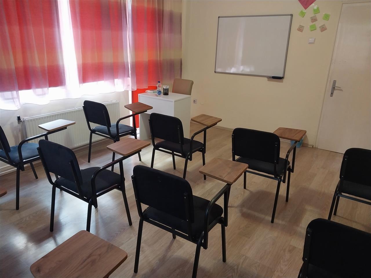Klasa-falas-per-student