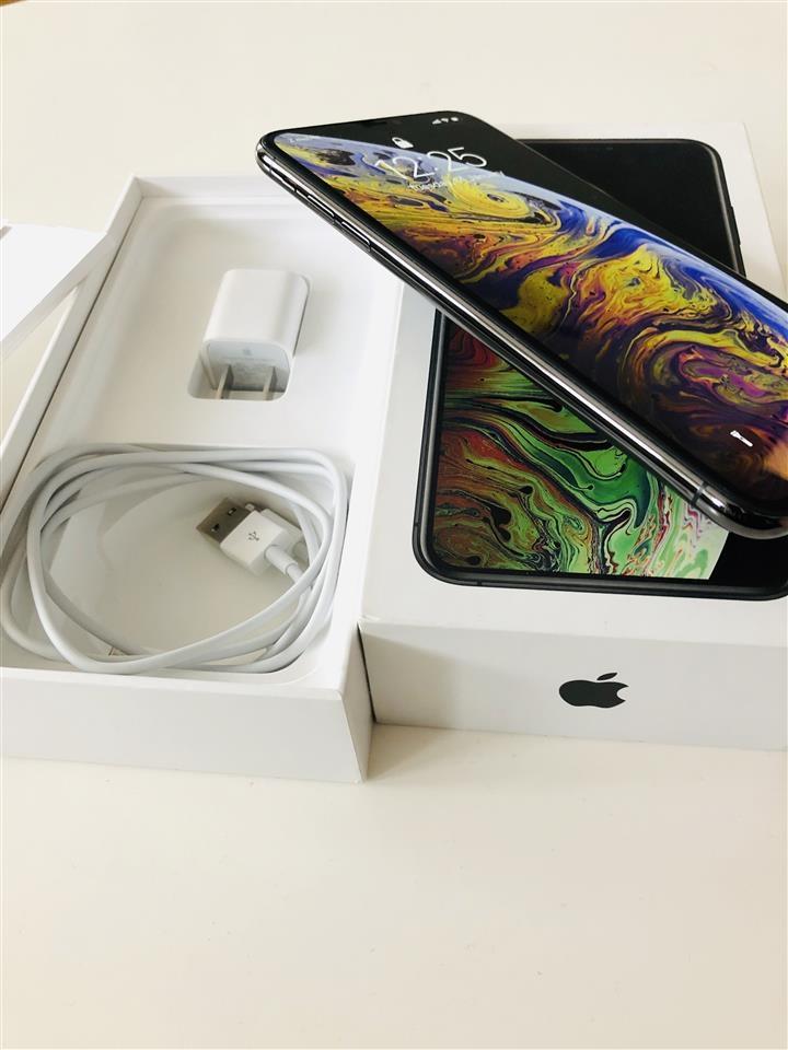 iPhone-XS-Max-