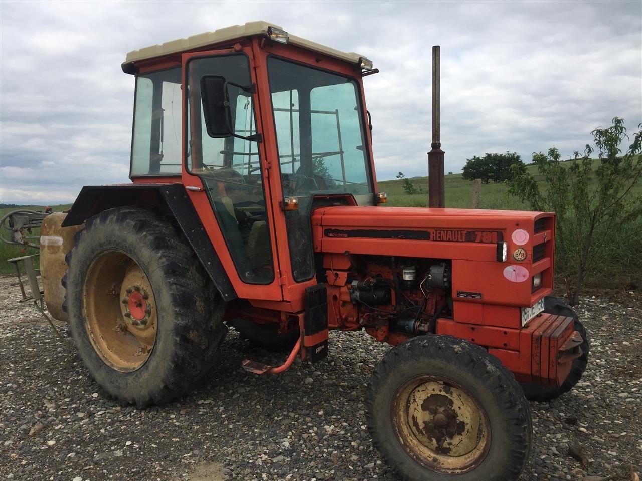 Traktor-kos-pllugj-