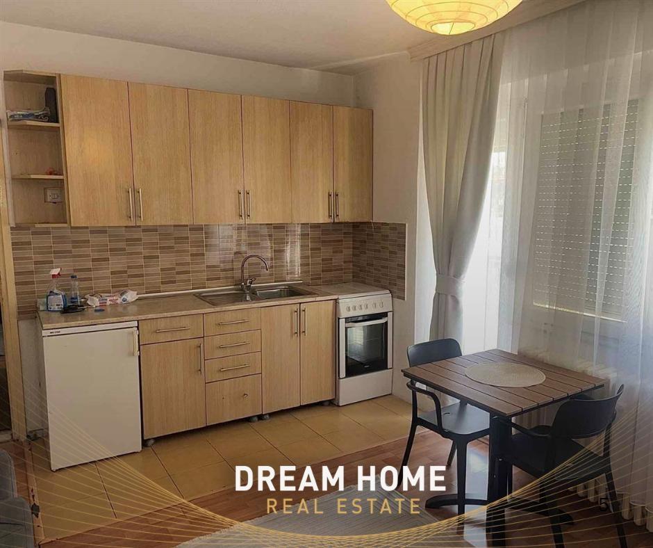 Ofrohet-me-Qira-Banesa-65m2-ne-Breg-te-Diellit-DREAM-HOME