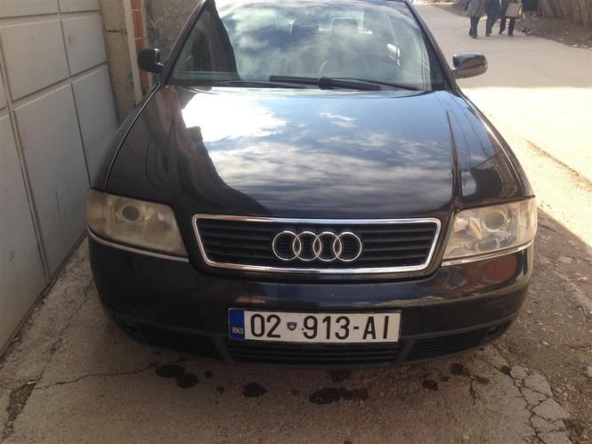 shes audi A6 