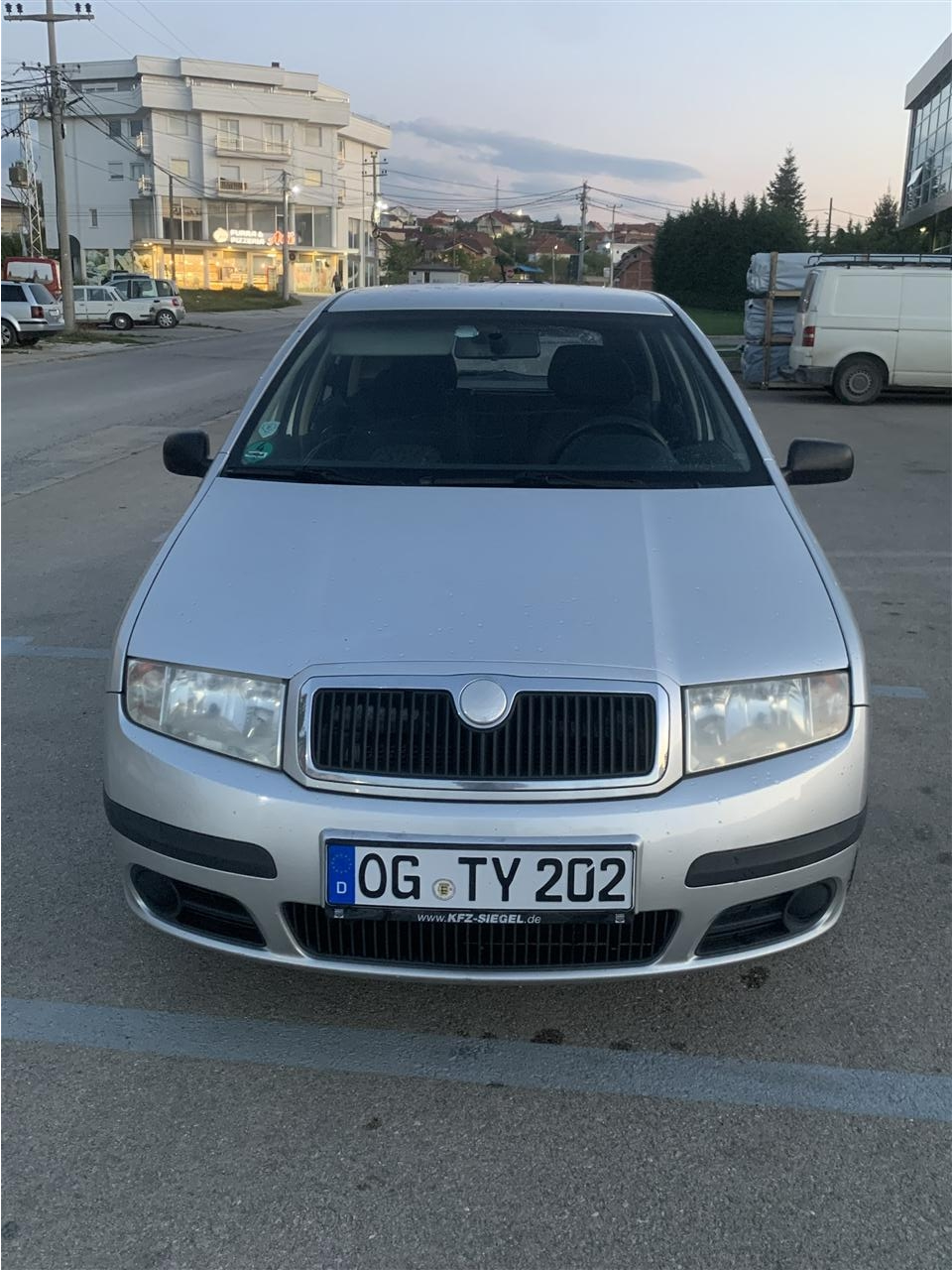 Shitet-Škoda-Fabia-1-4-Tdi-Pa-Dogan-Boj-dhe-Ndrrim