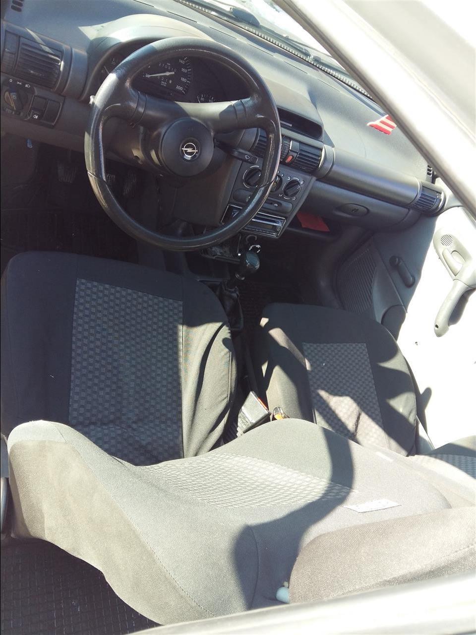 opel-cora