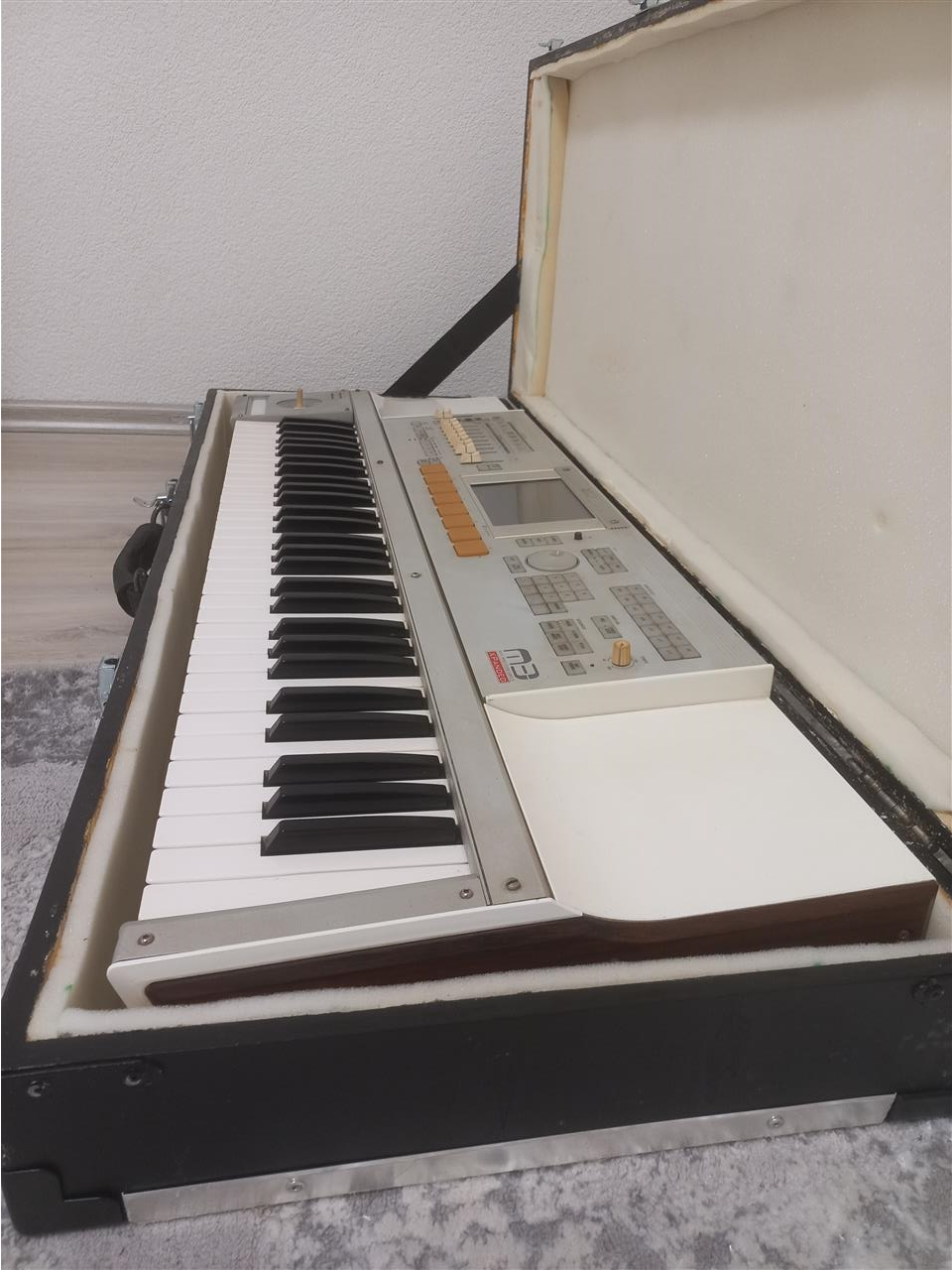 Shitet-Korg-M3-