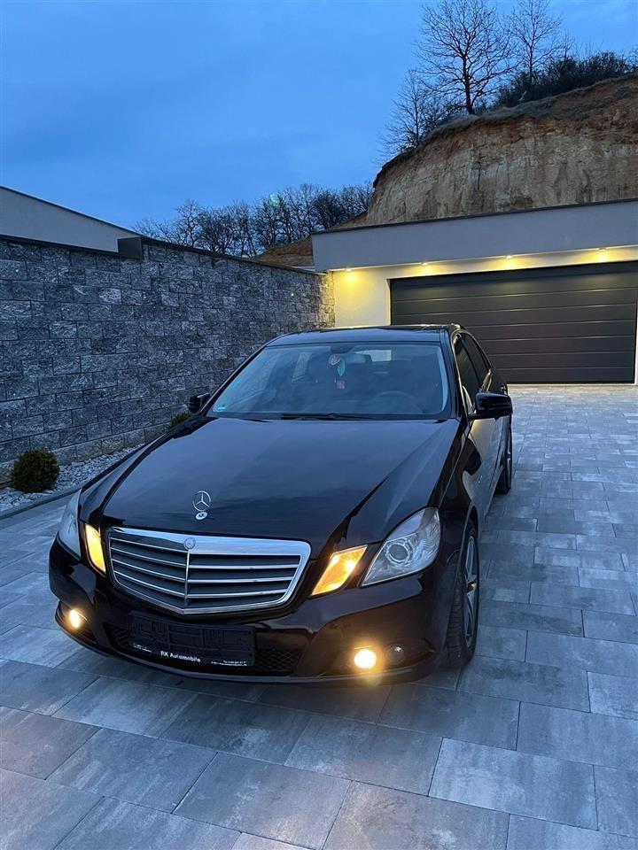 -Mercedez-Benz-E220-CDI-