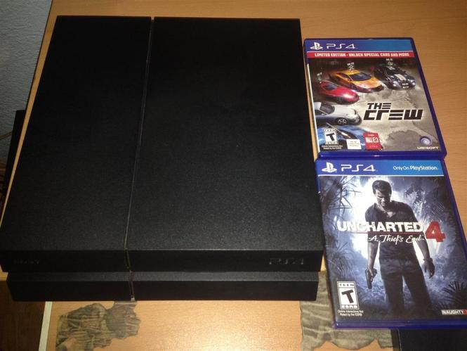 PS4 + 2CD