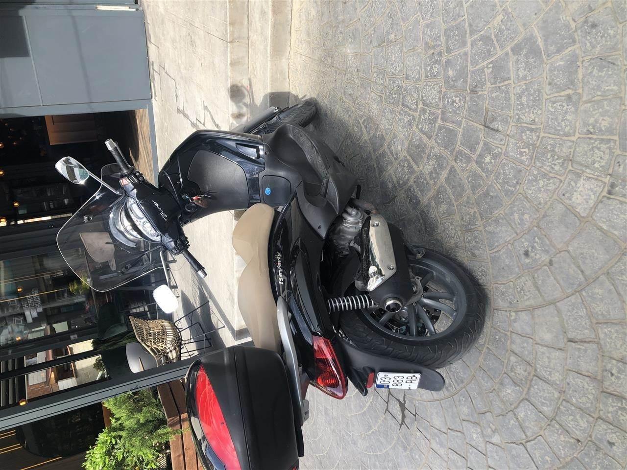 piaggio-beverly