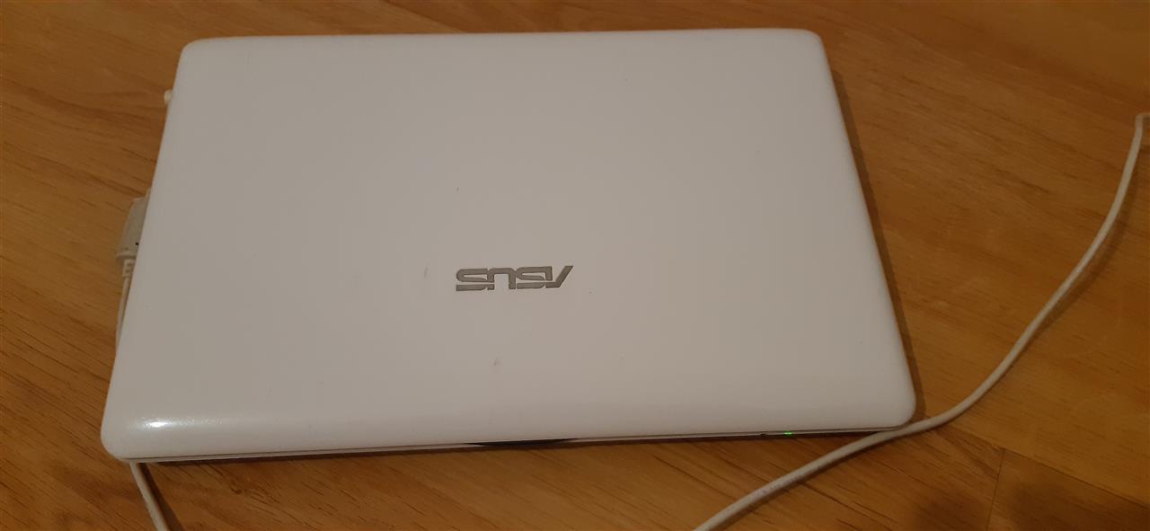 Asus-Eee-mini-PC