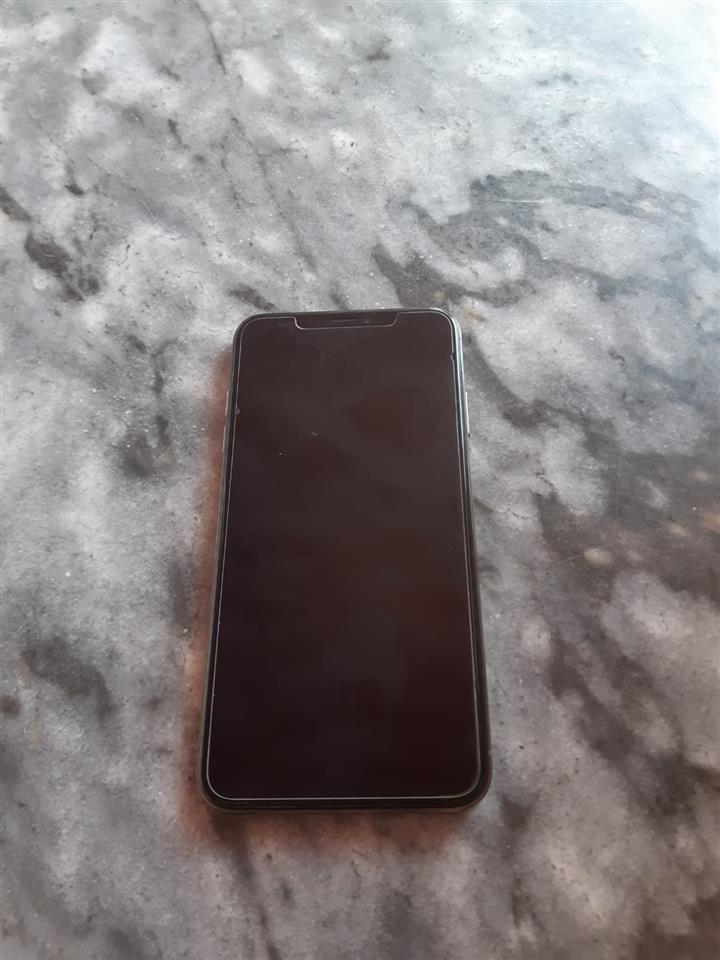 Iphone-Xs-Max