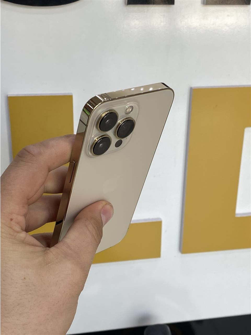 iPhone-13-Pro-Dual-Sim-