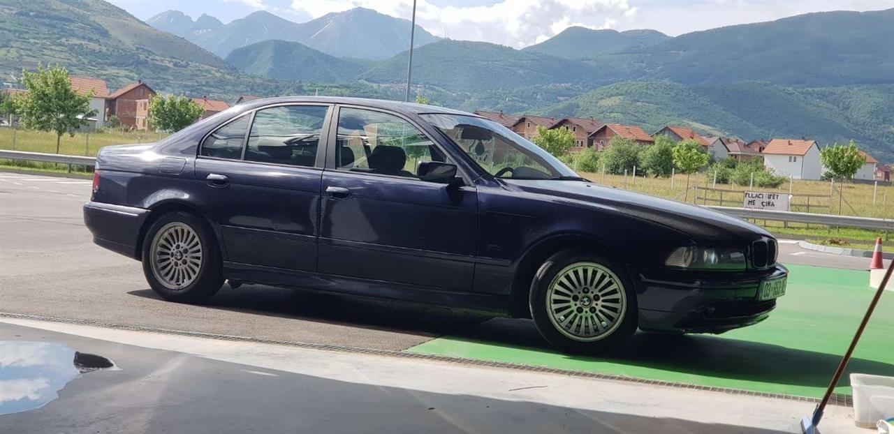 bmw-523