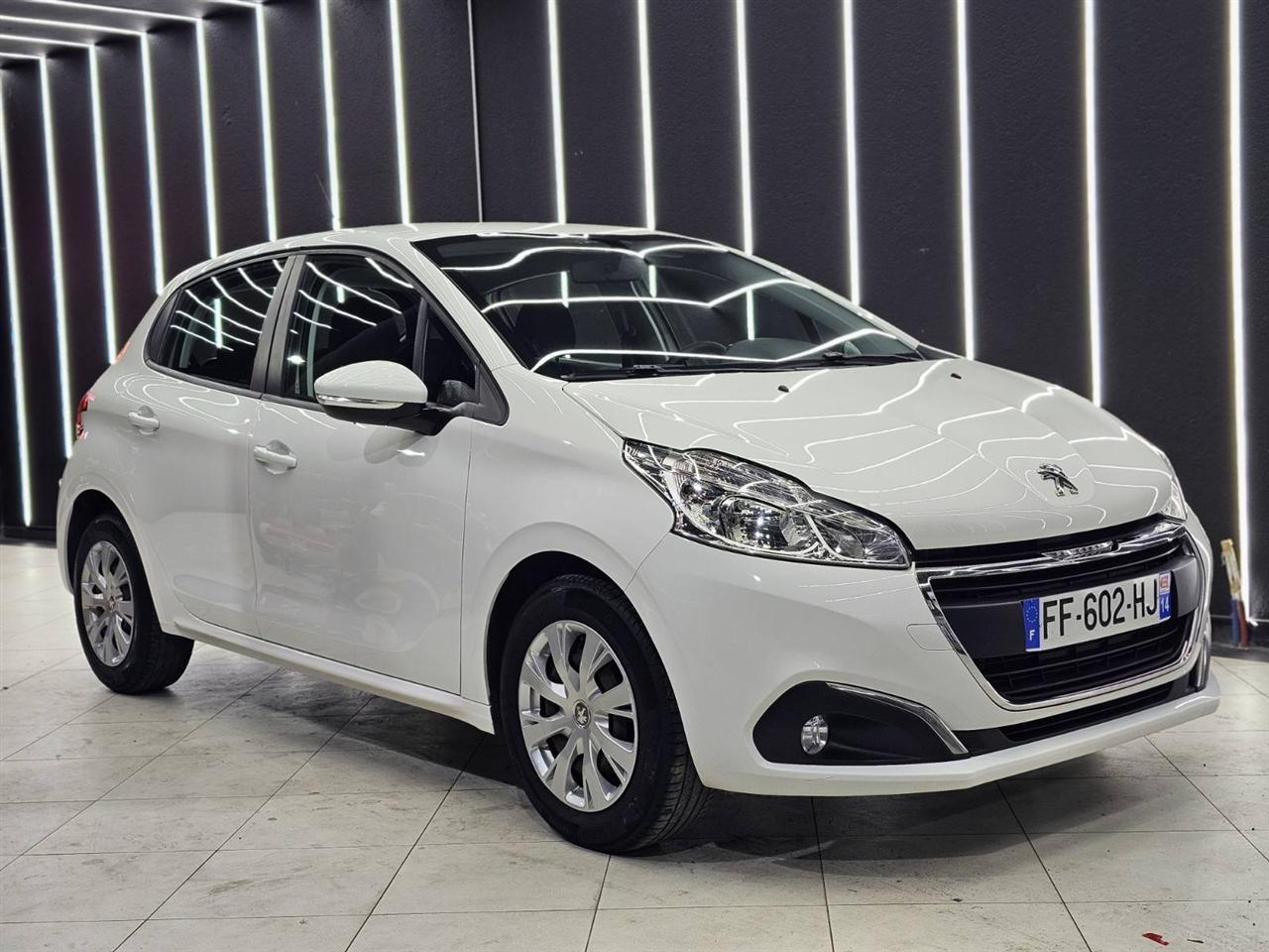 PEUGEOT-208-1-5-HDi-PREMIUM---2019