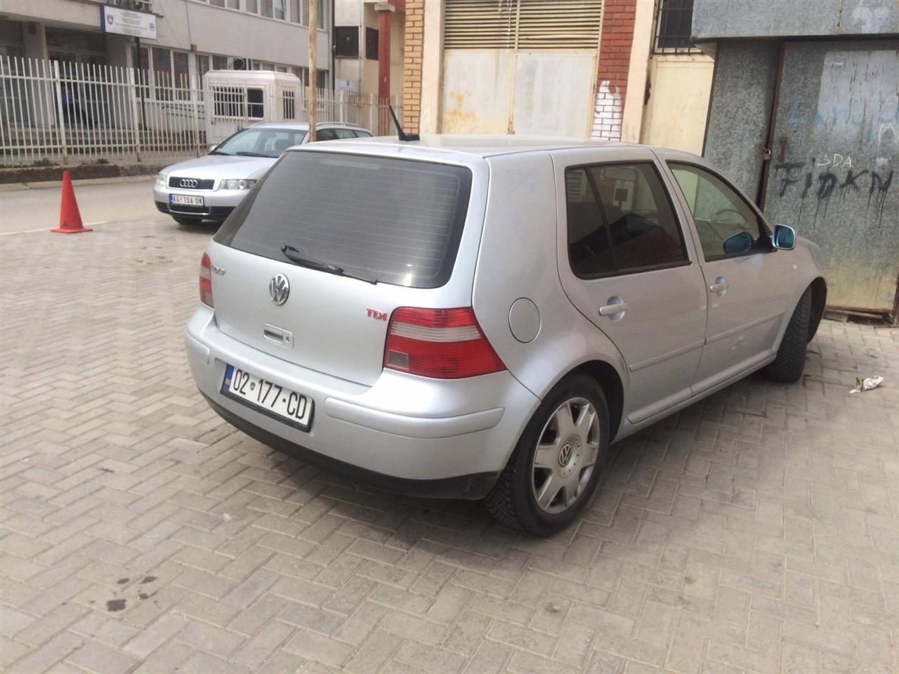 Golf-lV