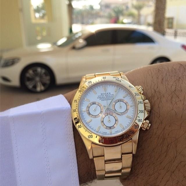 Or dore p r Boss a Rolex Armani Mercedes Benz Prishtin