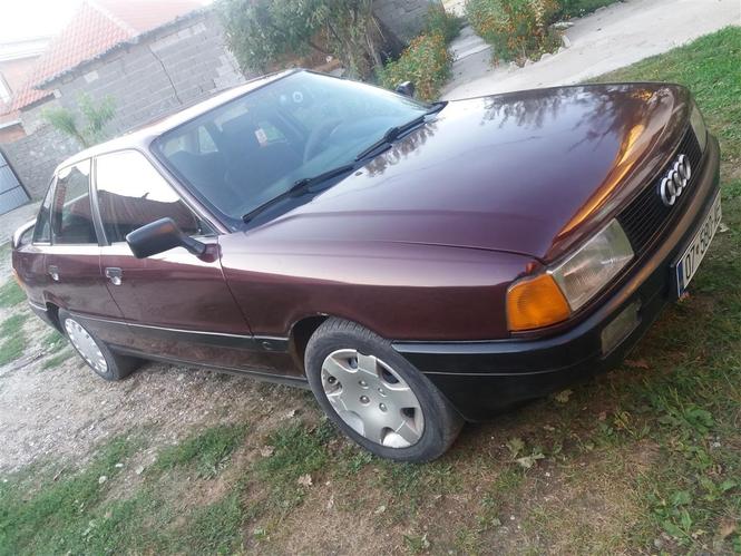 Audi 80 B4