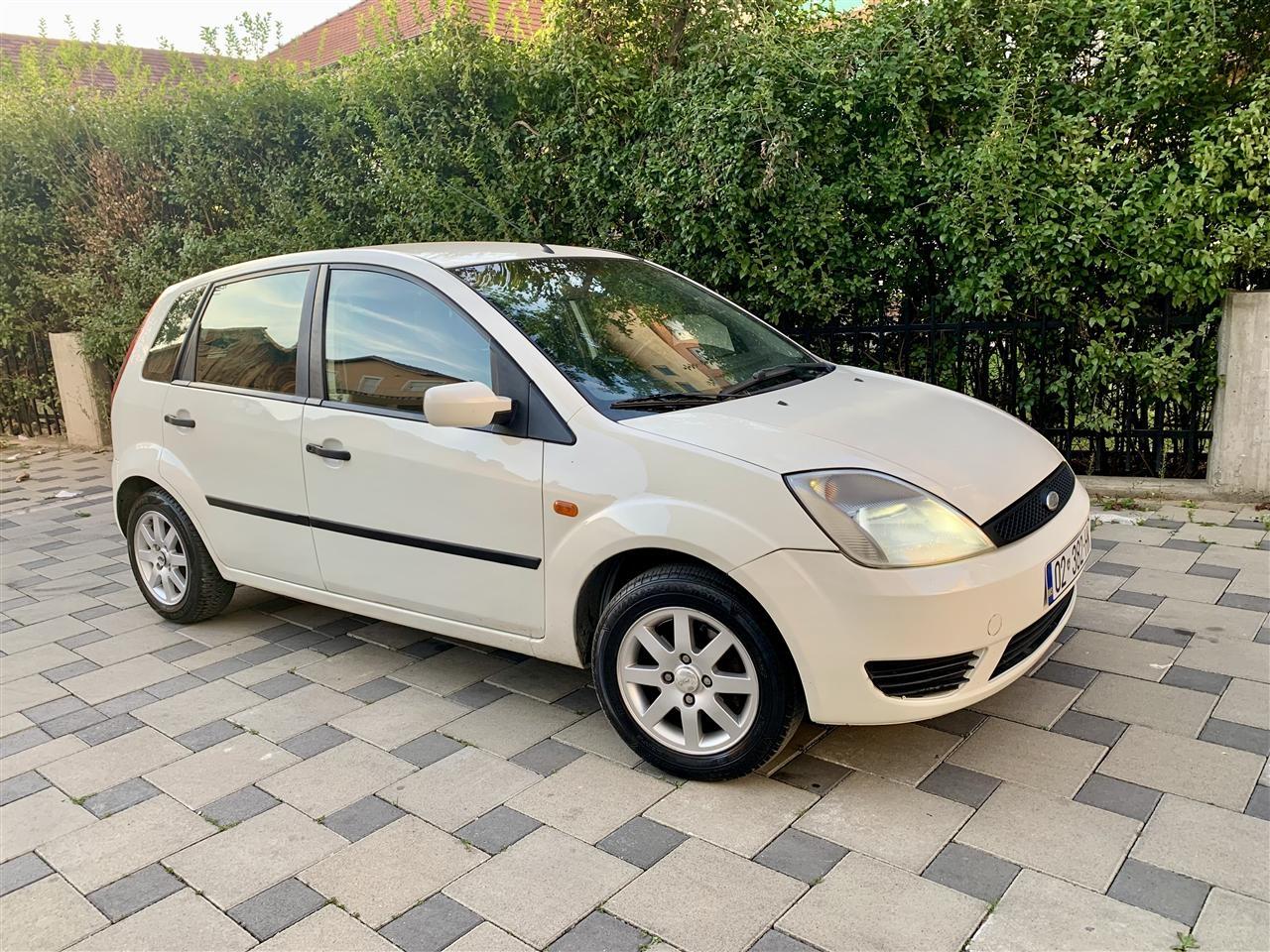 Ford-Fiesta-2003
