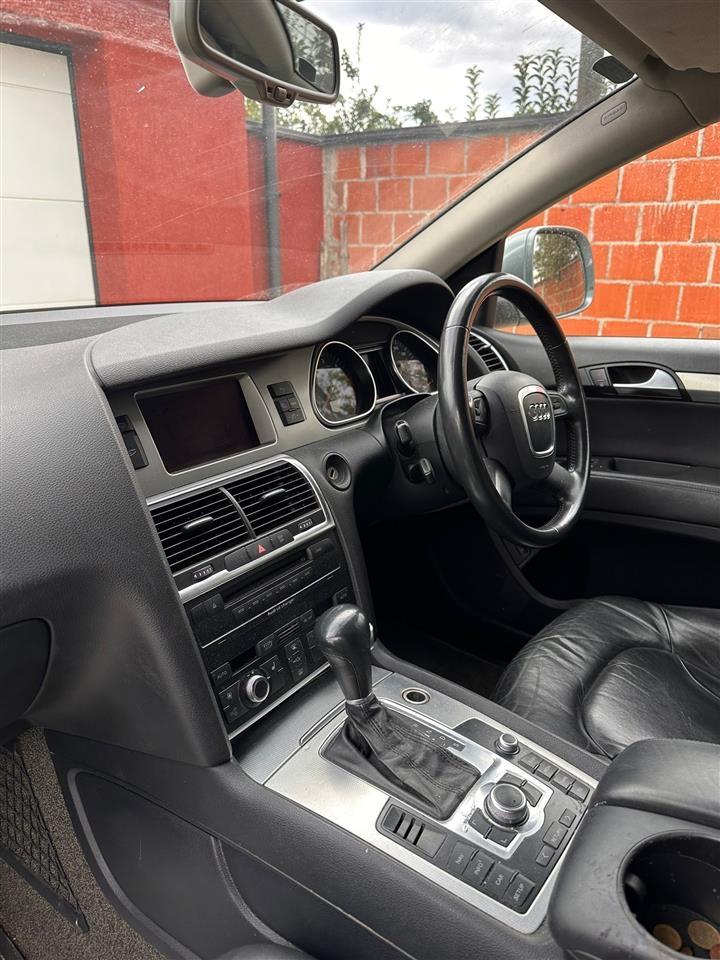 Audi-Q7