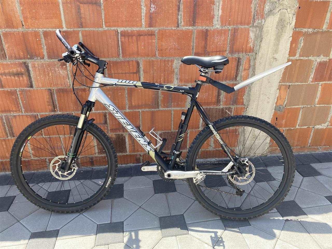 Bicikleta-STEVENS-M8-