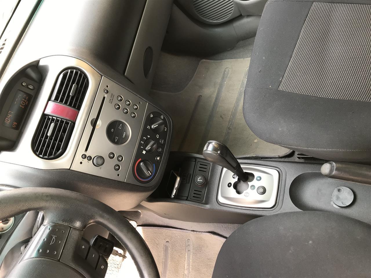 Opel-corsa